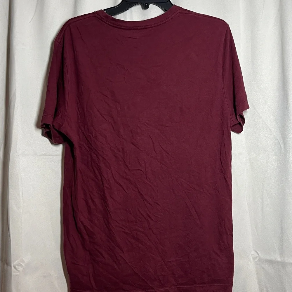 True Religion Men’s Buddha‎ Guitar Logo Burgundy Maroon Short Sleeve Shirt Small